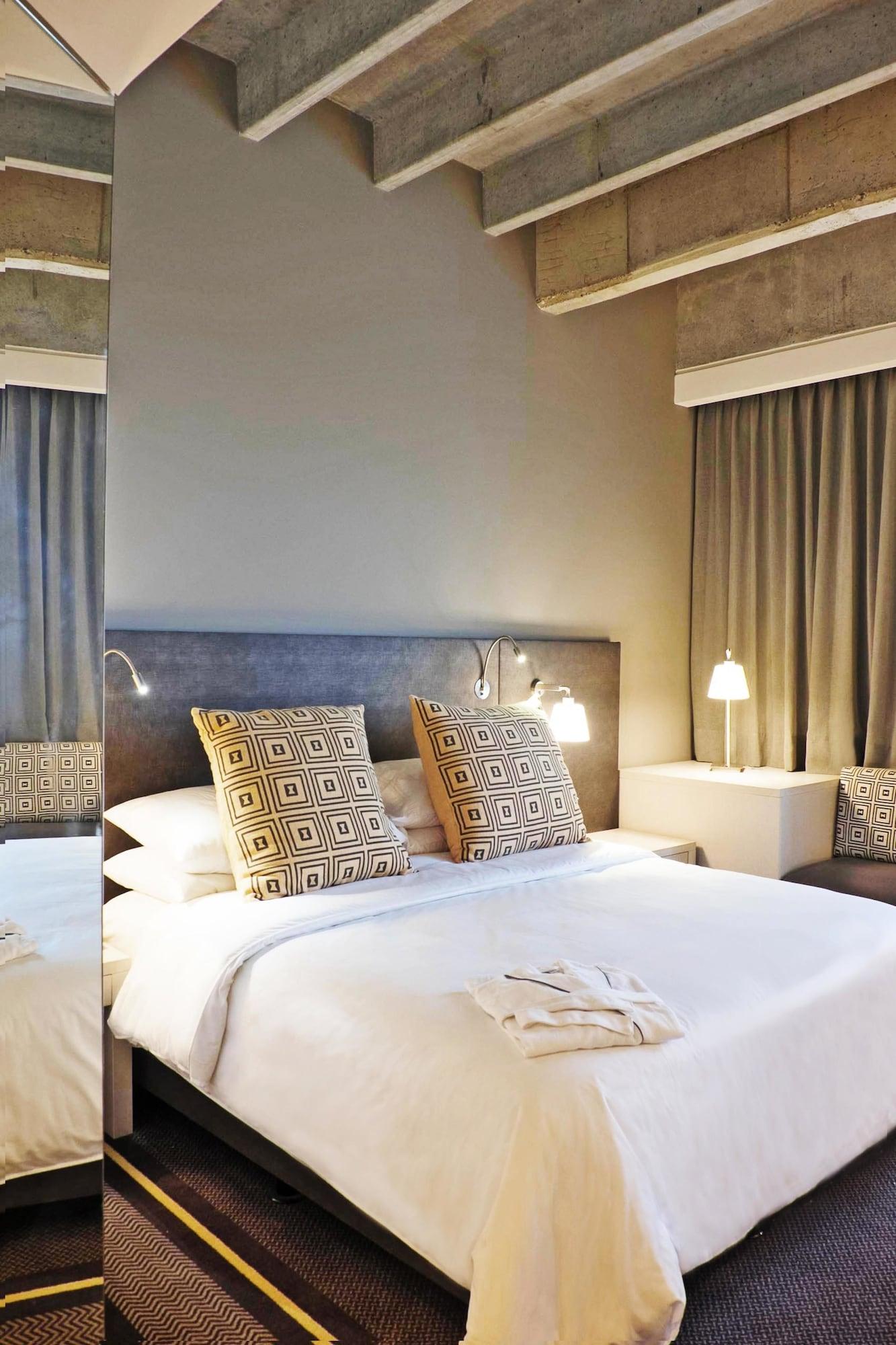 ホテル モヴィッチ ビューロ 51 バランキージャ エクステリア 写真 A bedroom at the Protea Hotel, Centurion
