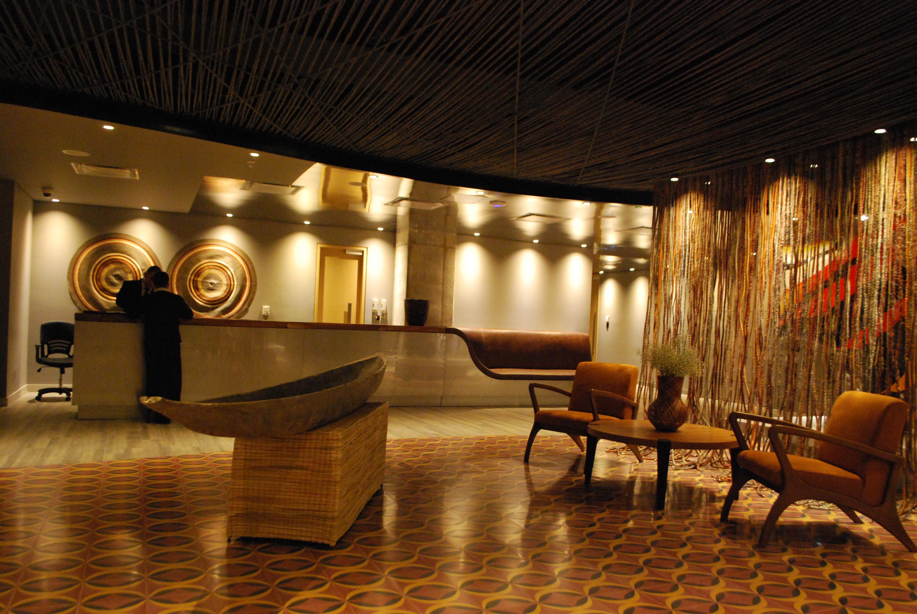 ホテル モヴィッチ ビューロ 51 バランキージャ エクステリア 写真 The interior of the lounge