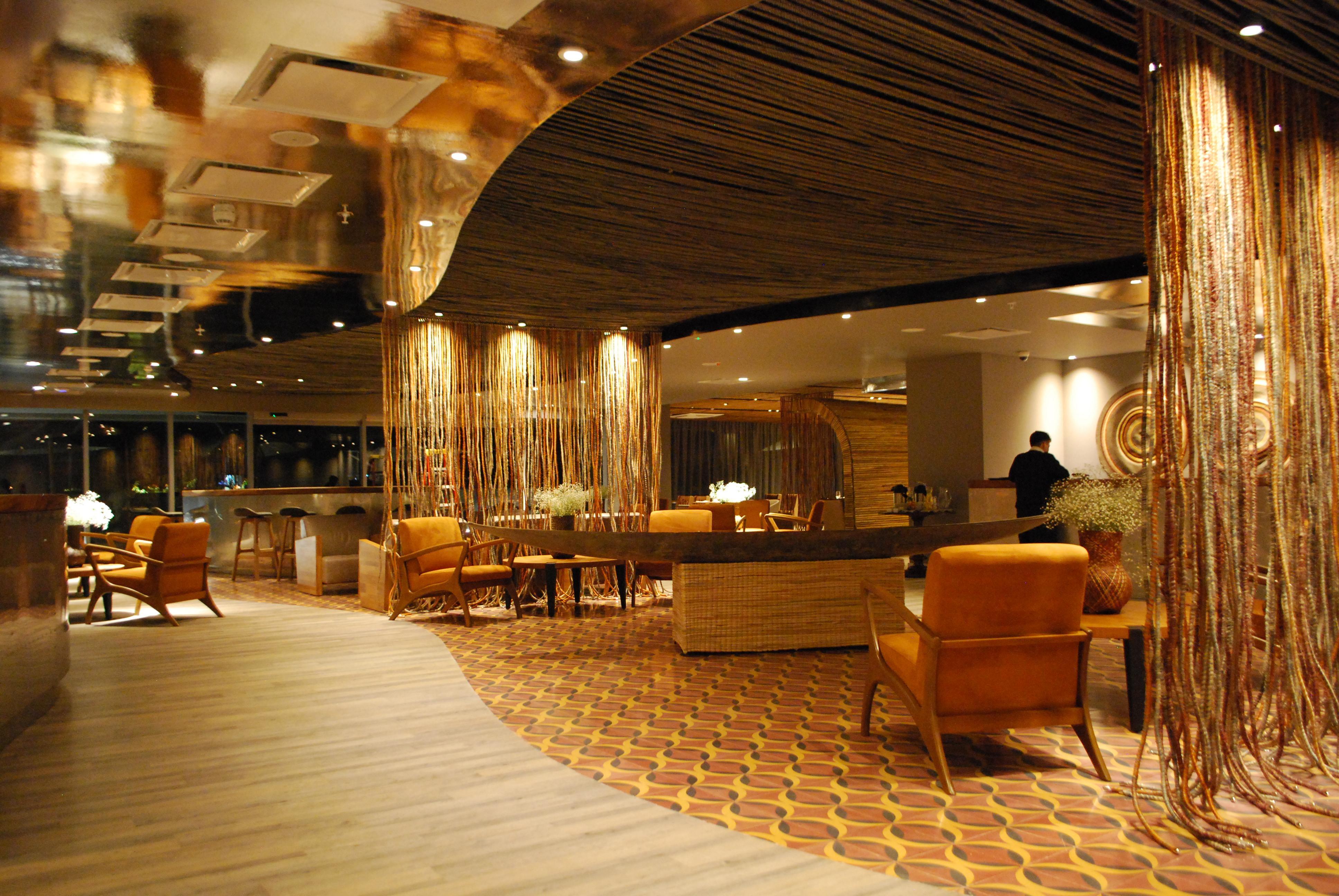 ホテル モヴィッチ ビューロ 51 バランキージャ エクステリア 写真 The interior of the lounge