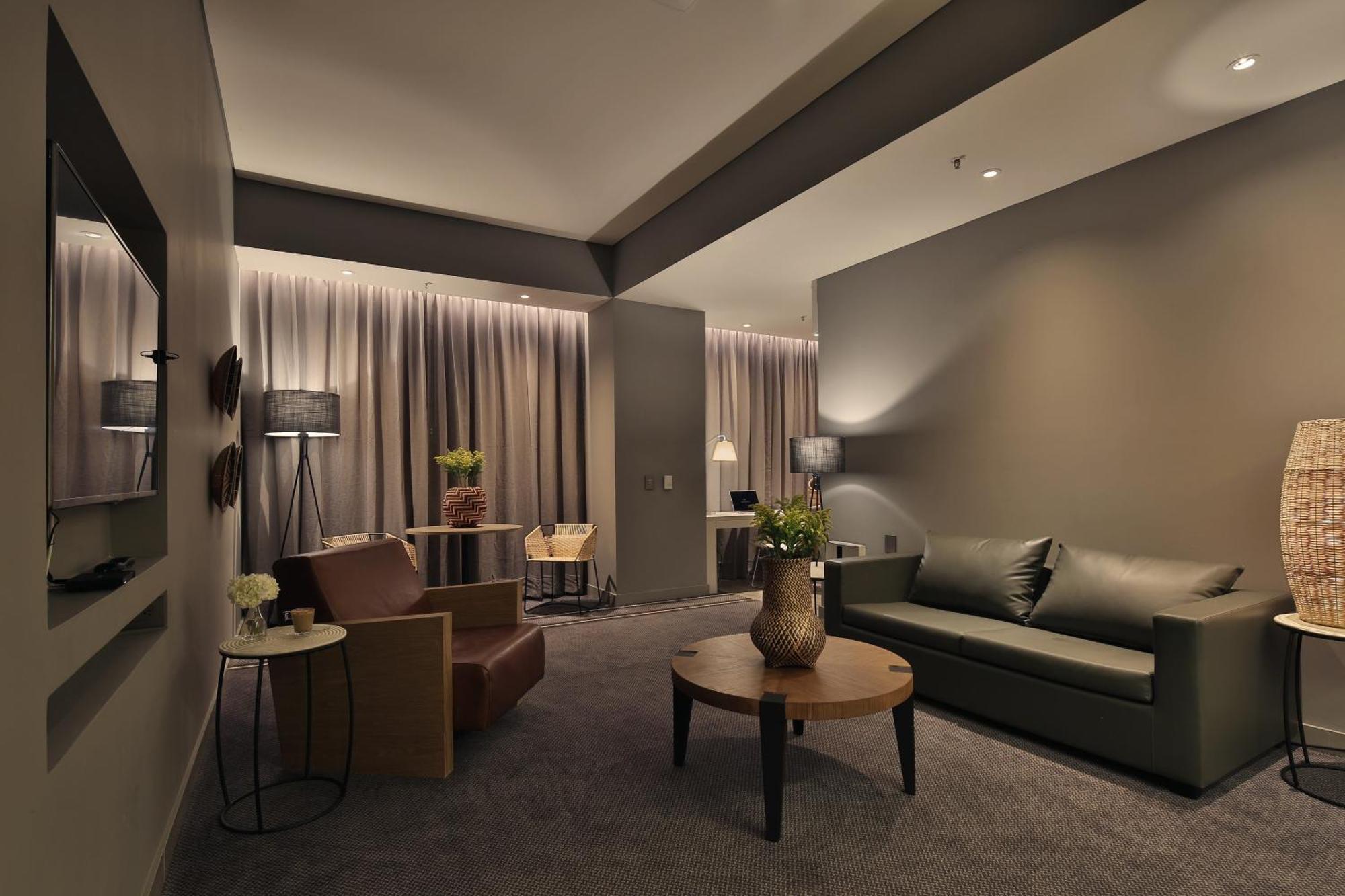 ホテル モヴィッチ ビューロ 51 バランキージャ エクステリア 写真 A suite at the hotel